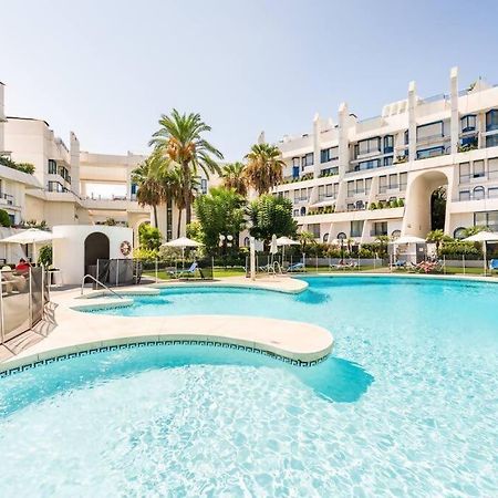 Marbella House Imponente Atico Con Piscina Privadaアパートメント エクステリア 写真