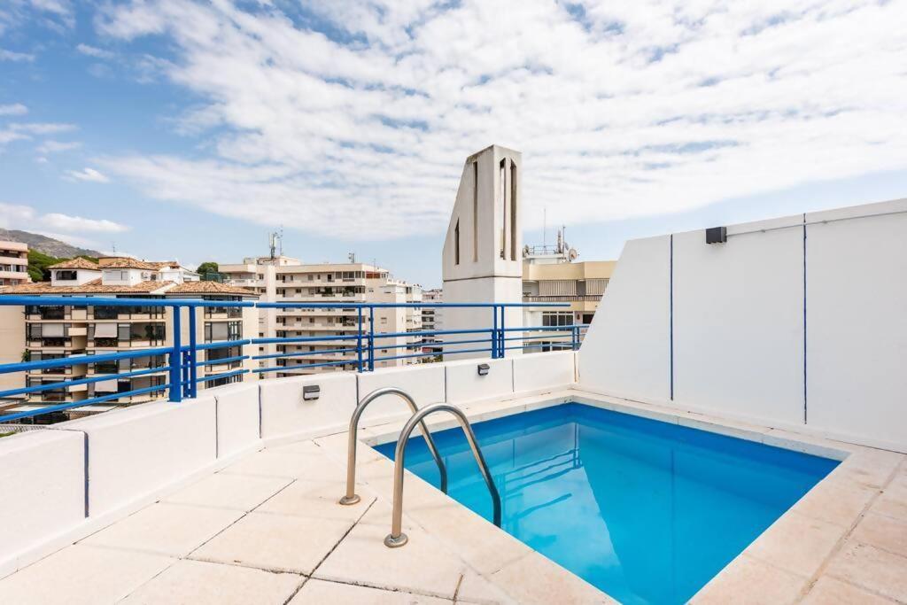 Marbella House Imponente Atico Con Piscina Privadaアパートメント エクステリア 写真