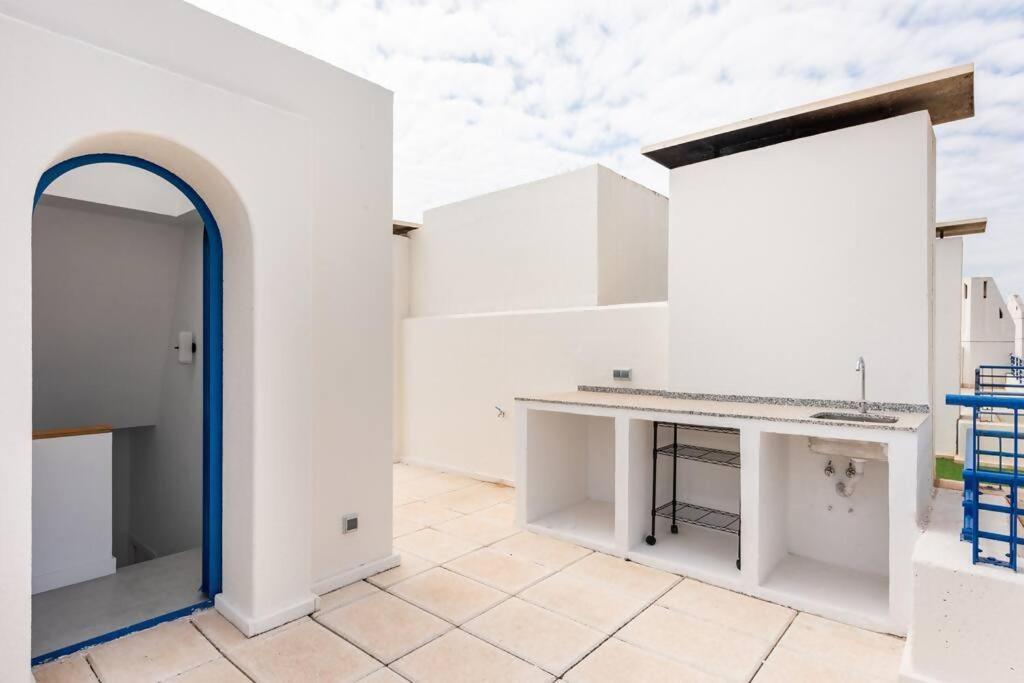 Marbella House Imponente Atico Con Piscina Privadaアパートメント エクステリア 写真