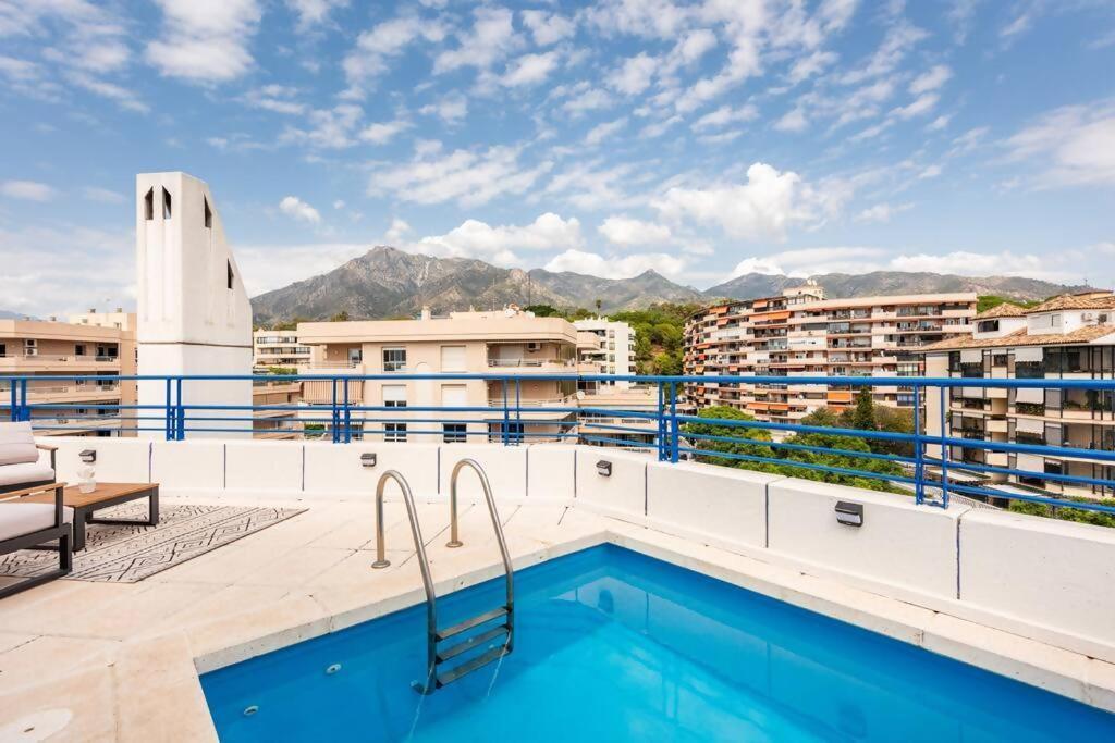 Marbella House Imponente Atico Con Piscina Privadaアパートメント エクステリア 写真